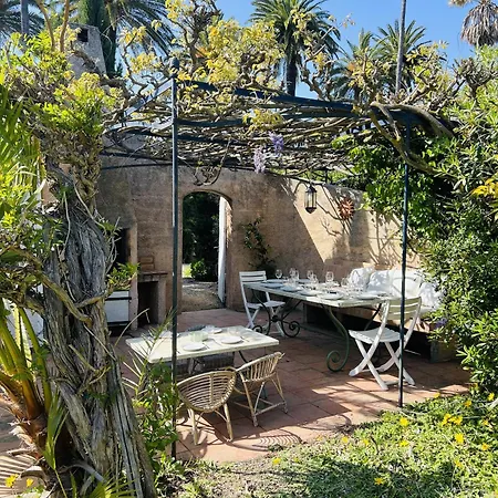 Holiday home Des Fleurs Saint-Tropez